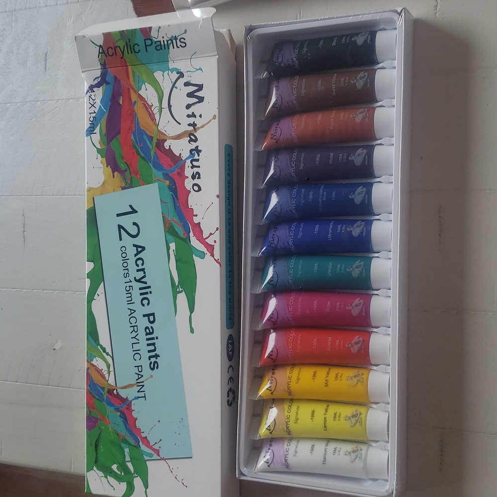 Color paints - Picture 3 of 4